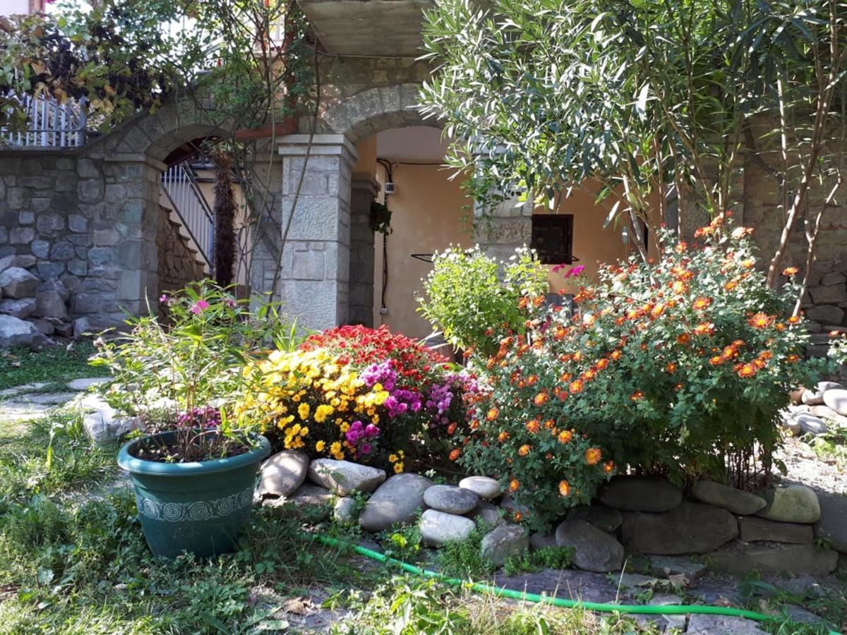 Old House Apartment With Garden Area Mtskheta Exterior foto